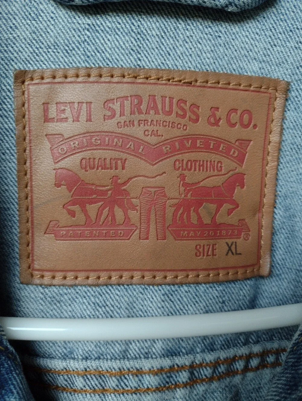 Levi's Denim Trucker Jacket Mens XL Blue Light Wash Type III Western Classic - Picture 7 of 9